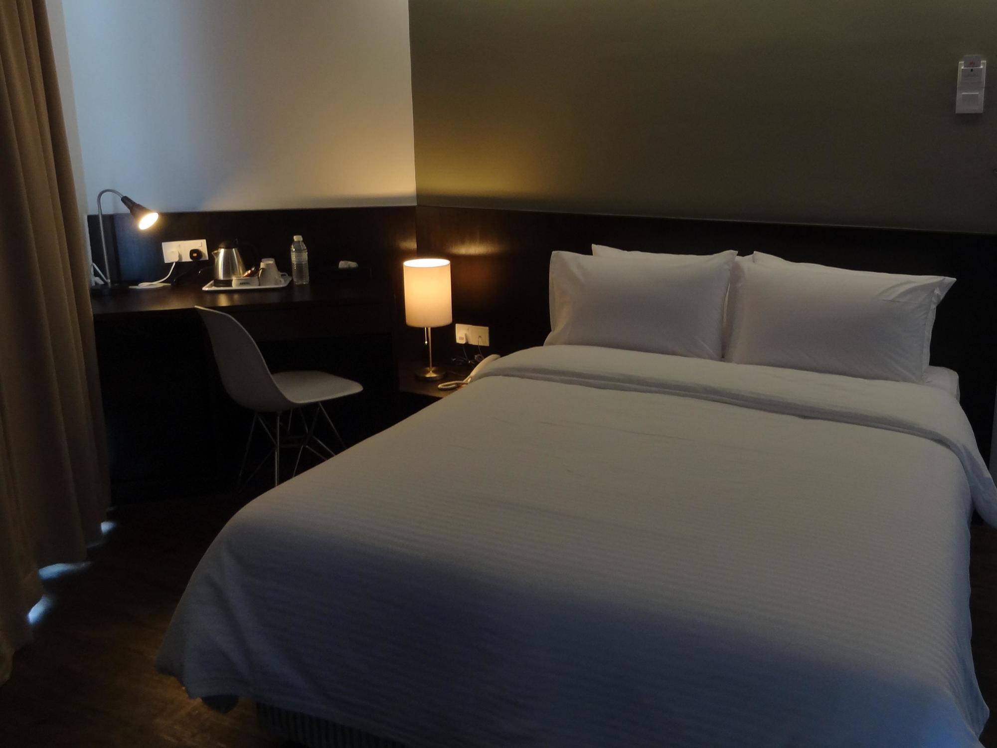 Vivo Hotel Куантан Екстериор снимка